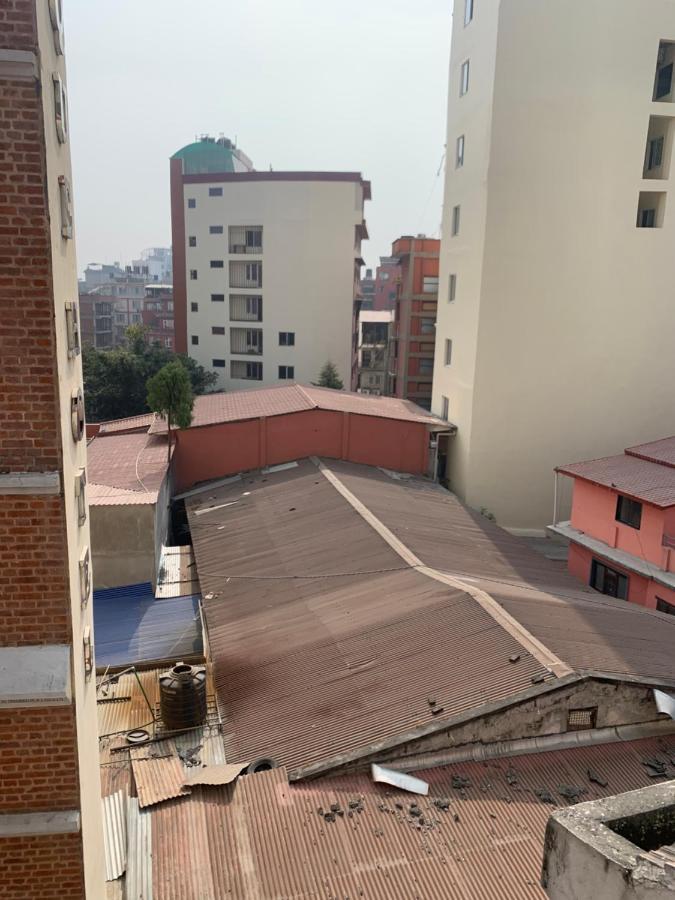 Alpine Hotel & Apartment Kathmandu Bagian luar foto